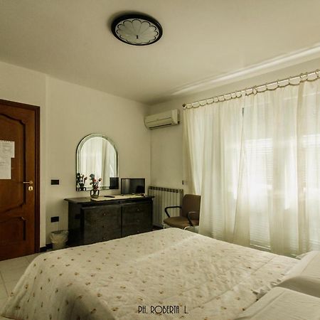 Bed and Breakfast Profumo Di Mare Free Private Parking Included à San Remo Extérieur photo