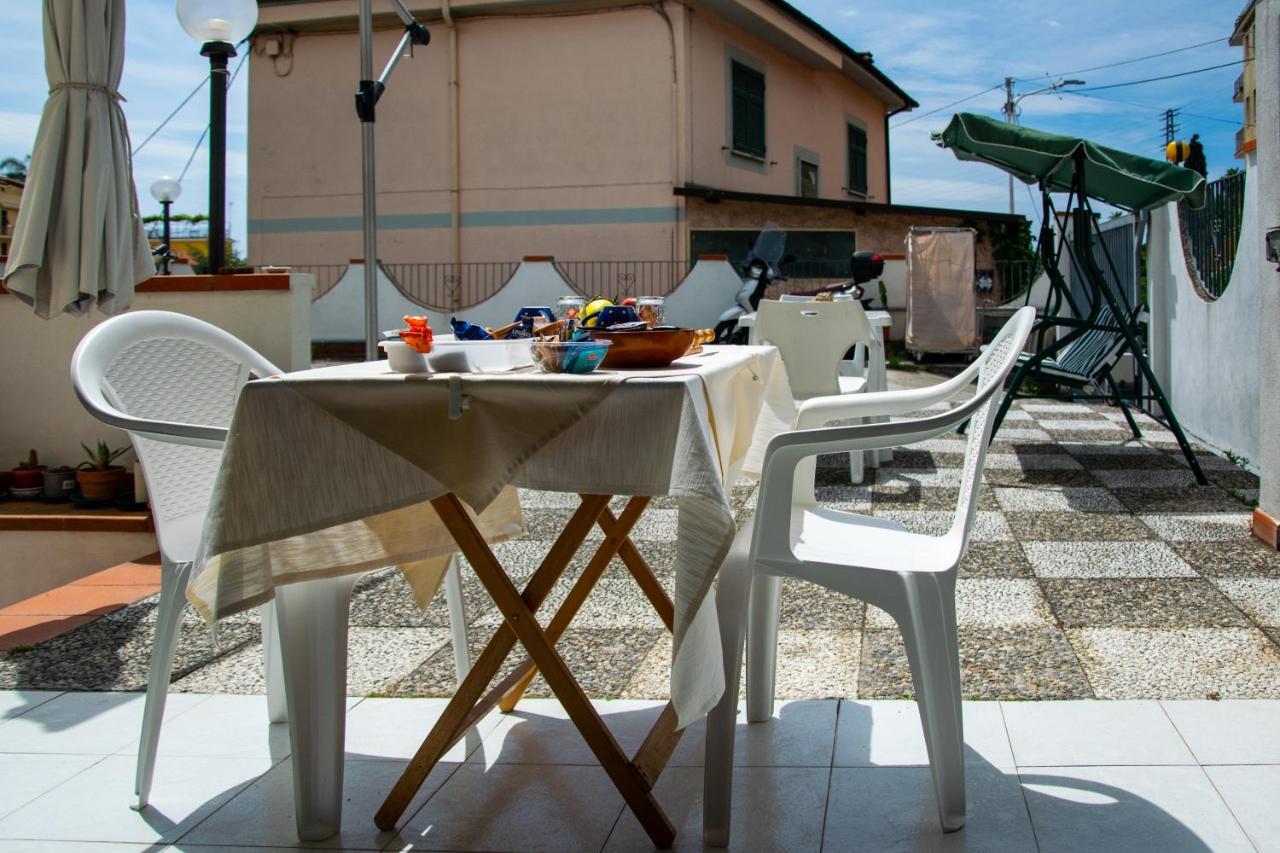 Bed and Breakfast Profumo Di Mare Free Private Parking Included à San Remo Extérieur photo