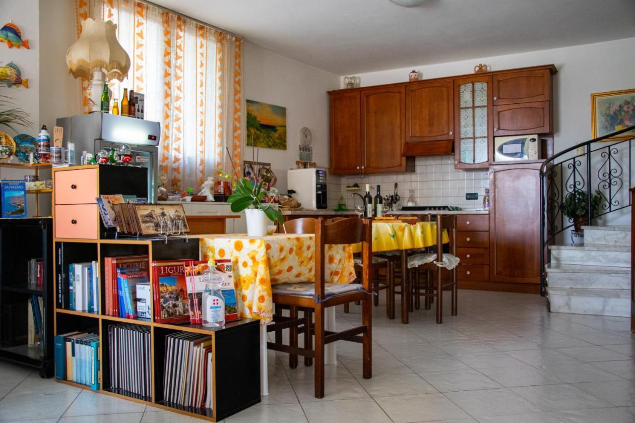 Bed and Breakfast Profumo Di Mare Free Private Parking Included à San Remo Extérieur photo