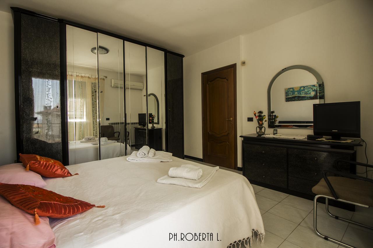 Bed and Breakfast Profumo Di Mare Free Private Parking Included à San Remo Extérieur photo